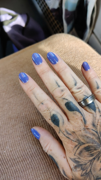 Nails R Us – Forkæl dine negle i Odense!