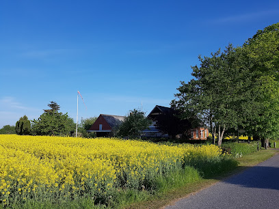 Fysiurgisk Massør by Virgie Del Rosario | Massage Svendborg