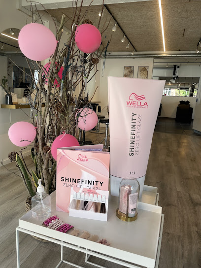 Le Studio | Frisørsalon Holstebro