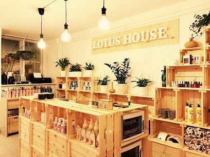 Lotus House Nail Spa – Forkæl dig selv i København!