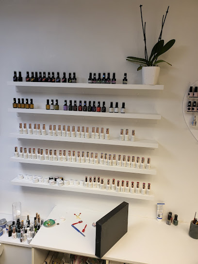 Ph Nails | Negle salon Lemvig
