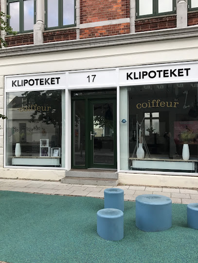 Capelli by Maria Thyme – Frisør i Esbjerg