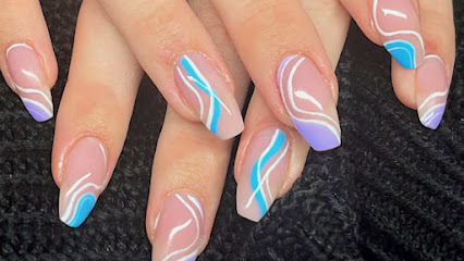 Nuva Nails – Få smukke negle i Frederiksberg