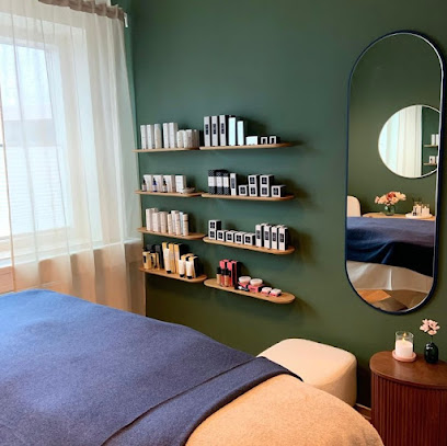 SKØN by Anne Sviatchenko | Skønhedssalon Viborg
