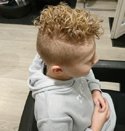 Salon 911 – Førsteklasses frisør i Vejle!