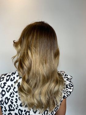 Salon Gloria – Frisøroplevelse i Herning