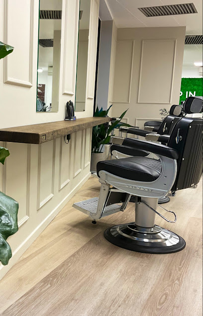 Frisør Drop Inn | Frisørsalon Herning