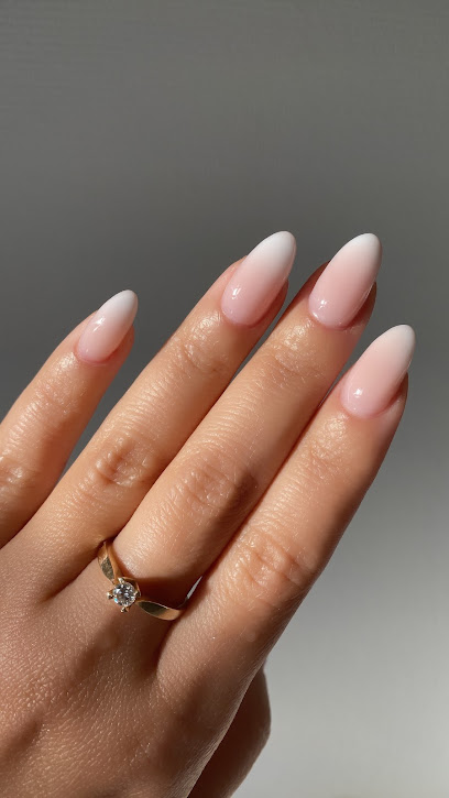 Nordic Nails & Spa – Gør dine negle smukke!