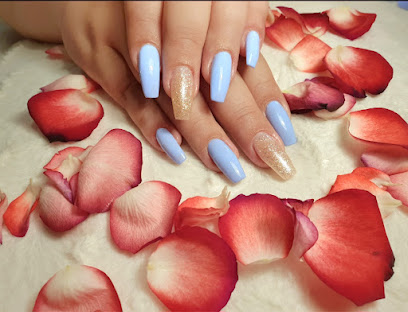 Lilly Nails – Neglesalon i København
