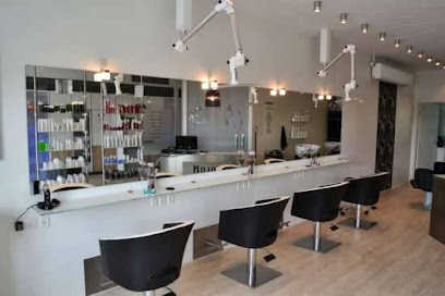 Salon Mighty Sharp – Din skønhedspartner Esbjerg