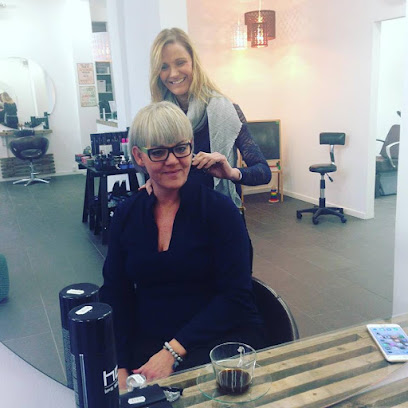 Their Urban Cut – Frisør i Aalborg