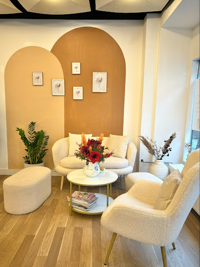 MT Nail Studio | Negle salon Hørsholm