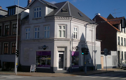 Salon Kim – Skønhedsbehandling i Odense!