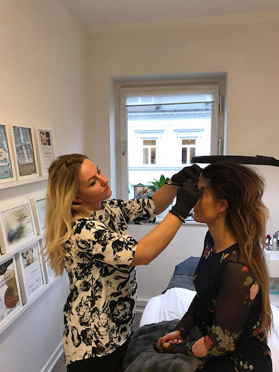Permanent Makeup Art | Skønhedssalon Herning