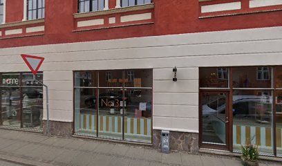 Henrik Stjernholm Academy – Oplev skønhed i Vejle!