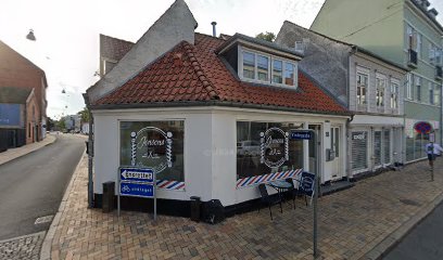 Jensens Barbershop – Skarp klipning i Odense!