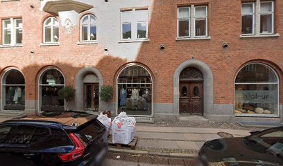 Nailfix – Forvandl dine negle i København